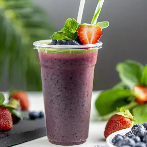 Sweet Tooth Tamer smoothie made with unsweetened almond milk, chia seeds, cinnamon, spinach, blueberry, strawberry